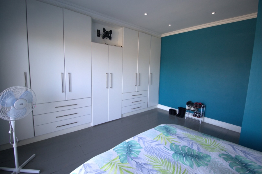 3 Bedroom Property for Sale in Sherwood Eastern Cape